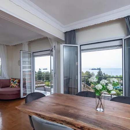 Houseloft Seaside Getaway Apartment Thessaloniki